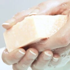 Wild Heather Cleansing Bar 220g -PureVibe Store 2 f67bf99f 2ba7 4bd8 9712 578a01fa37c4