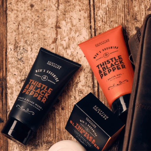 Thistle & Black Pepper Face & Beard Wash 150ml - Image 3