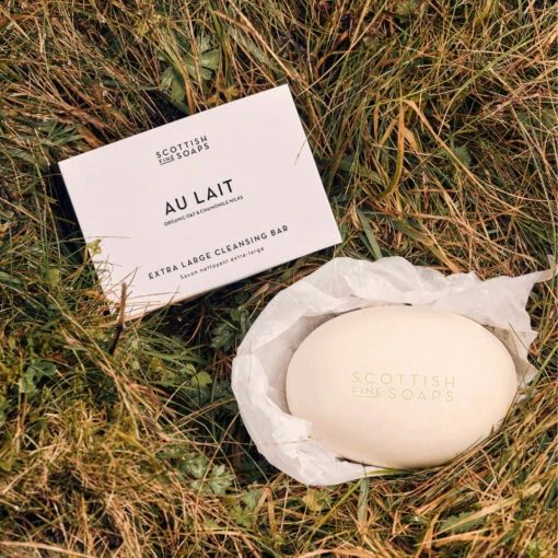 Au Lait Cleansing Bar 300g - Image 2