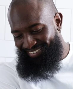 Bourbon Vanilla 2-in-1 Beard Wash & Softener -PureVibe Store Beard 2n1 Wash Softener Bourbon Vanilla 05