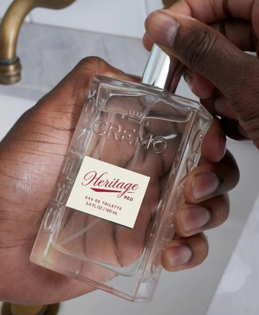 Heritage Red Spray Cologne - Image 3